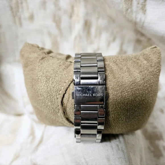 Michael Kors Blair Steel 39mm Chronograph Silver Dial Ladies Quartz Watch - Picture 16 of 16